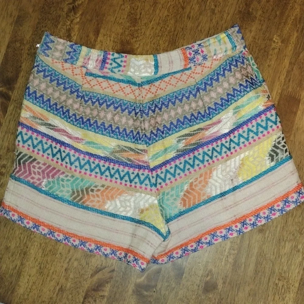 Quinn woman embroidered